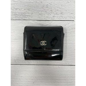 Chanel Patent Leather Compact Wallet Damaged